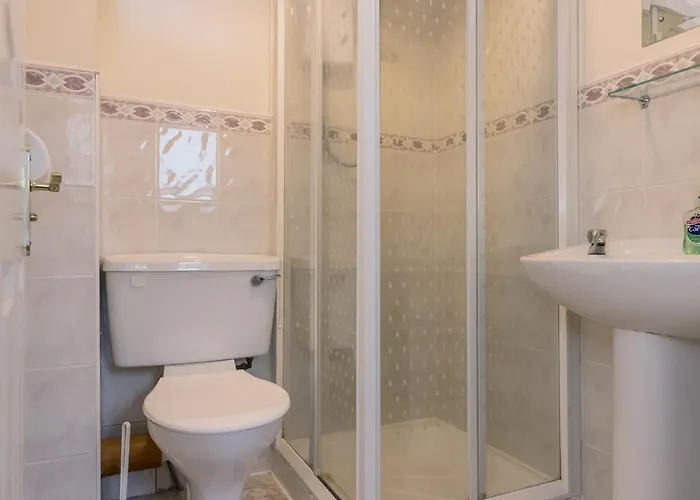 Marine View -3 Bedroom Townhouse בונדוראן